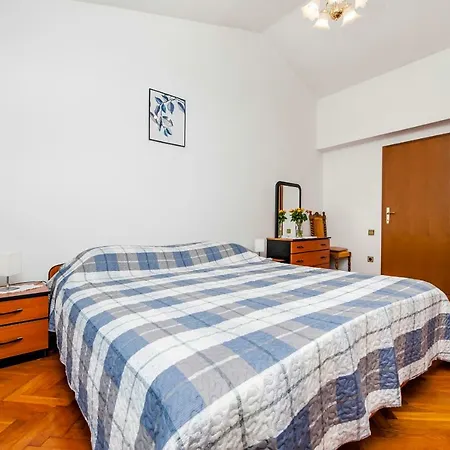 Apartment Isabella